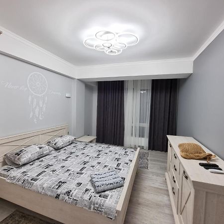 Ultra Central Ismail Street Stefan Cel Mare Boulevard Chisinau! Экстерьер фото